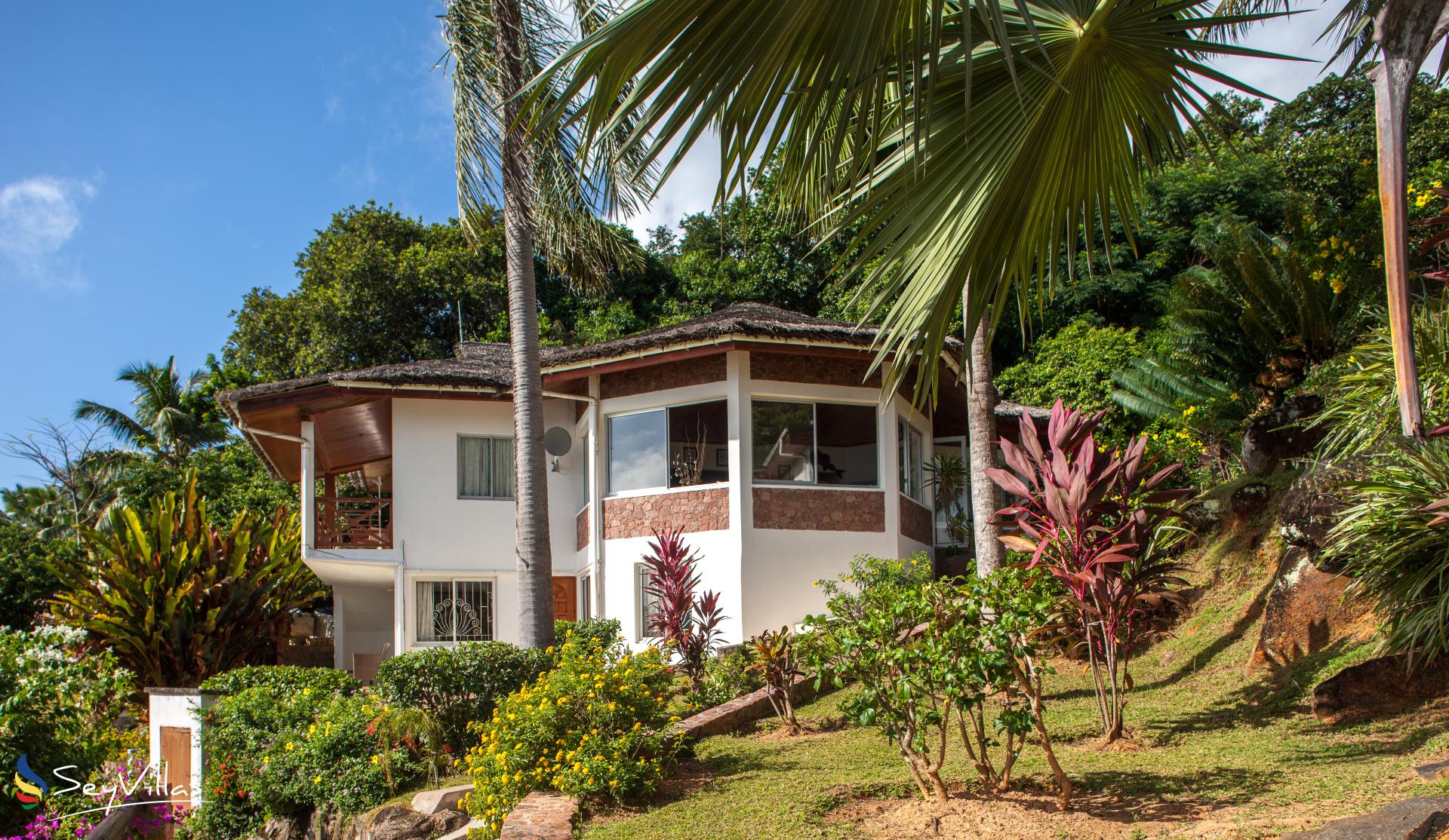 Petit H Tel Chalets Cote Mer Sur Praslin Seychelles Seyvillas