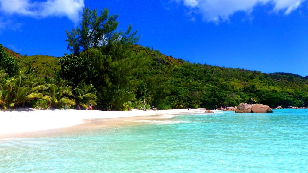 Photo 37: Silhouette Sea Pearl - Seychelles (Seychelles)