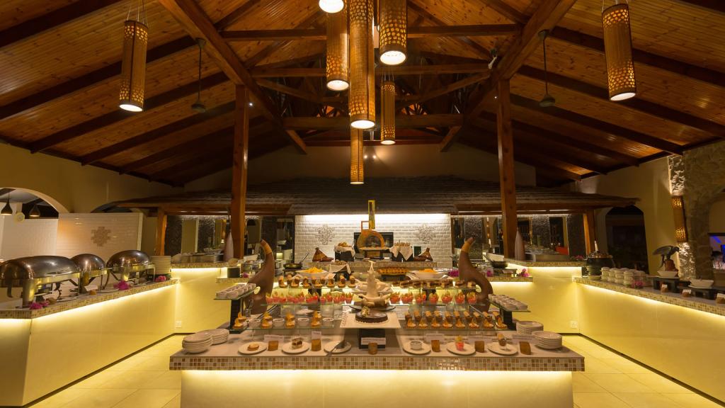 Photo 35: Coco de Mer & Black Parrot Suites - Praslin (Seychelles)