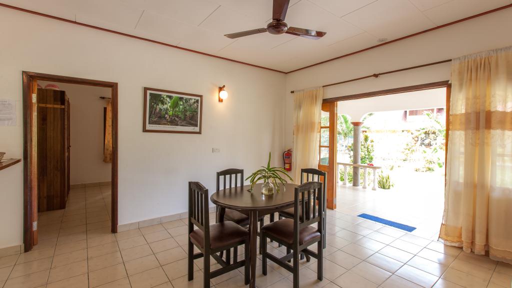 Foto 38: Zerof Self Catering  Apartments - La Digue (Seychelles)