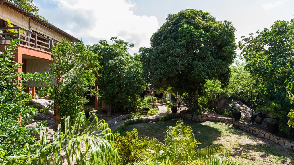 Photo 8: La Pointe Beach Huts - Praslin (Seychelles)