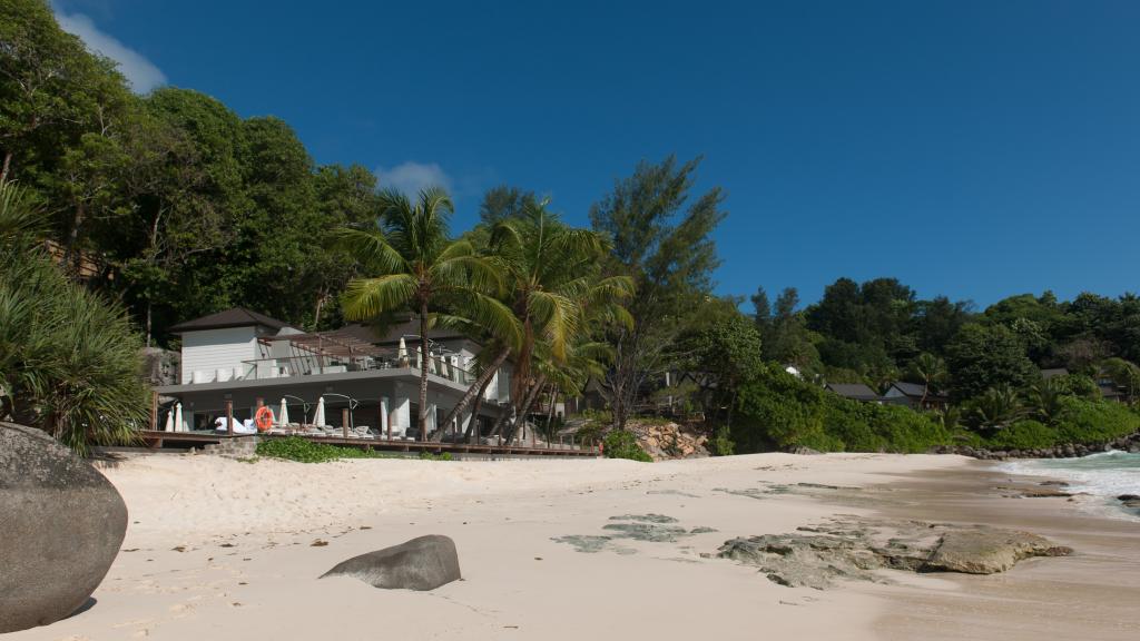 Photo 2: Carana Beach Hotel - Mahé (Seychelles)