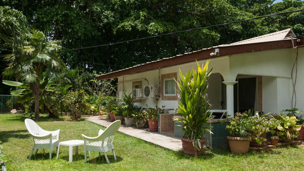 Photo 8: Rising Sun Guesthouse - La Digue (Seychelles)