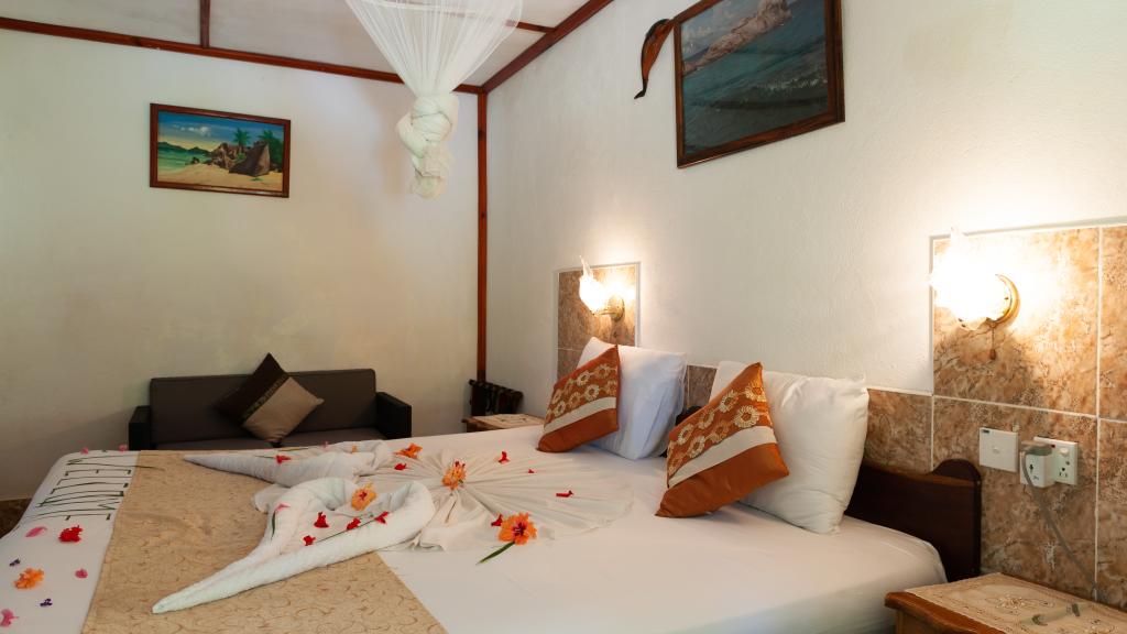 Photo 100: Rising Sun Guesthouse - La Digue (Seychelles)