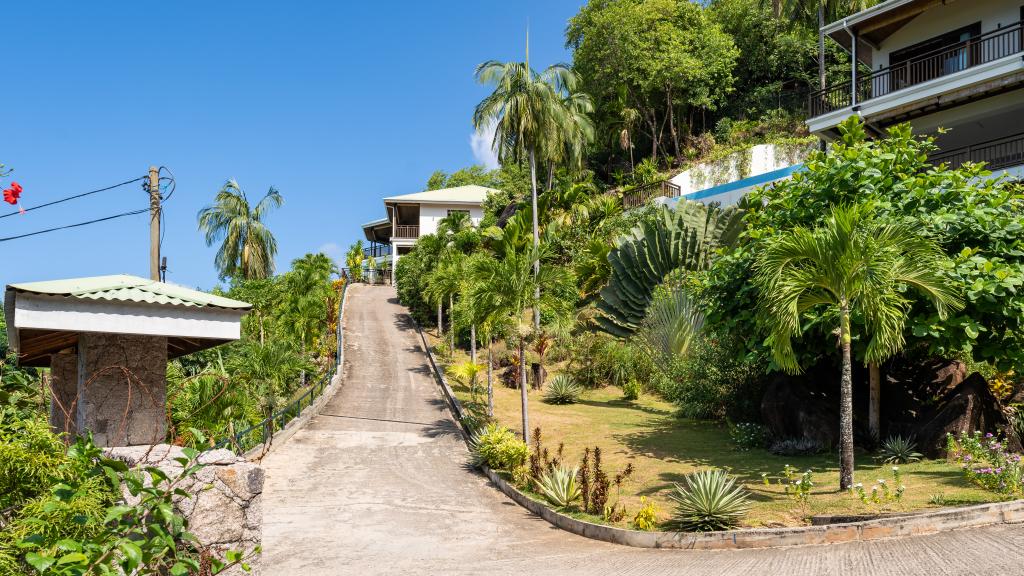 Photo 15: Palm Royal Luxury Villas - Mahé (Seychelles)