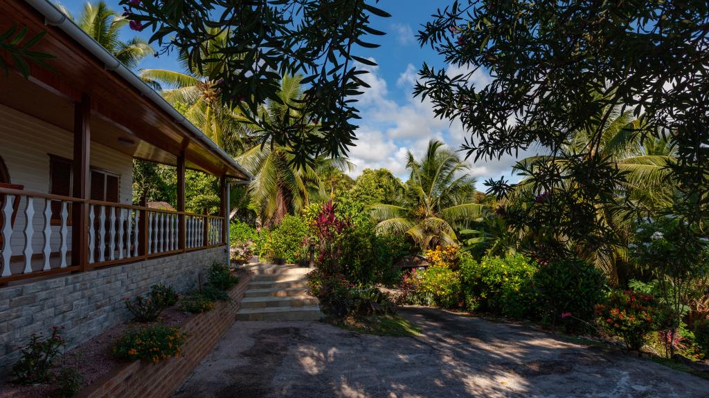 Foto 8: Le Grand Bleu Villas - Praslin (Seychelles)