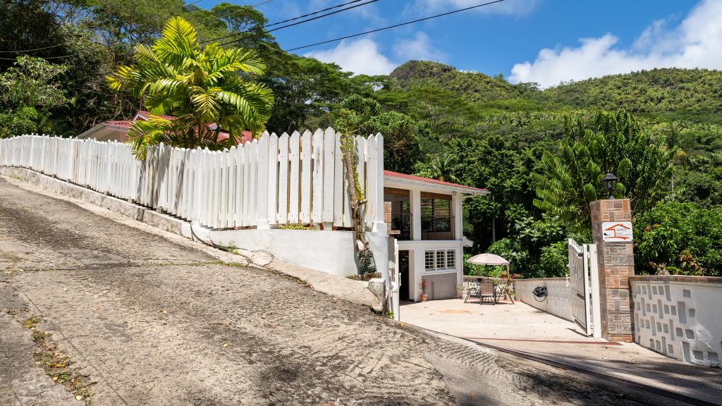 Foto 8: Jane's Serenity Guesthouse - Mahé (Seychelles)