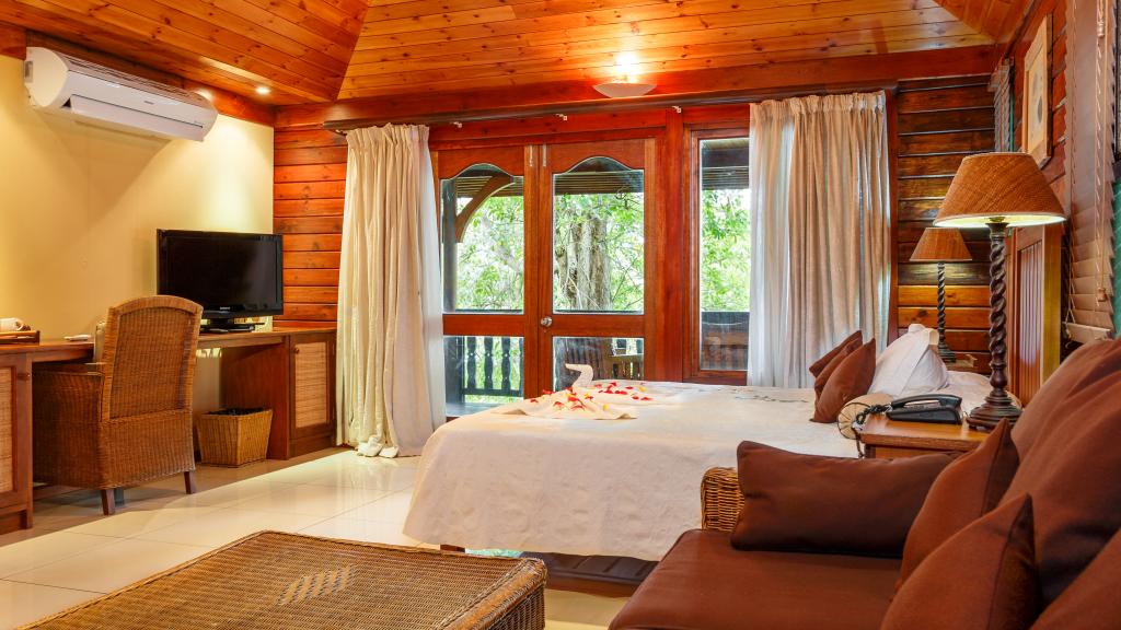 Photo 27: Cerf Island Resort - Cerf Island (Seychelles)