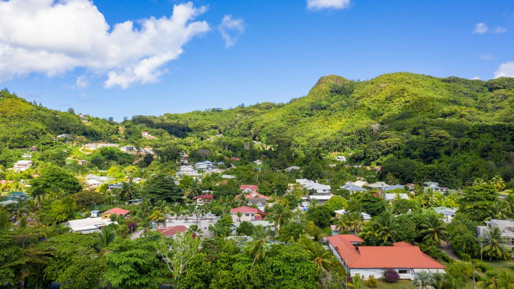 Photo 25: 340 Degrees Mountain View Apartments - Mahé (Seychelles)