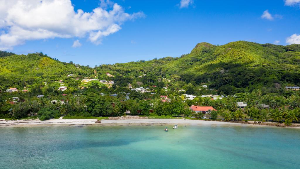 Photo 22: 340 Degrees Mountain View Apartments - Mahé (Seychelles)