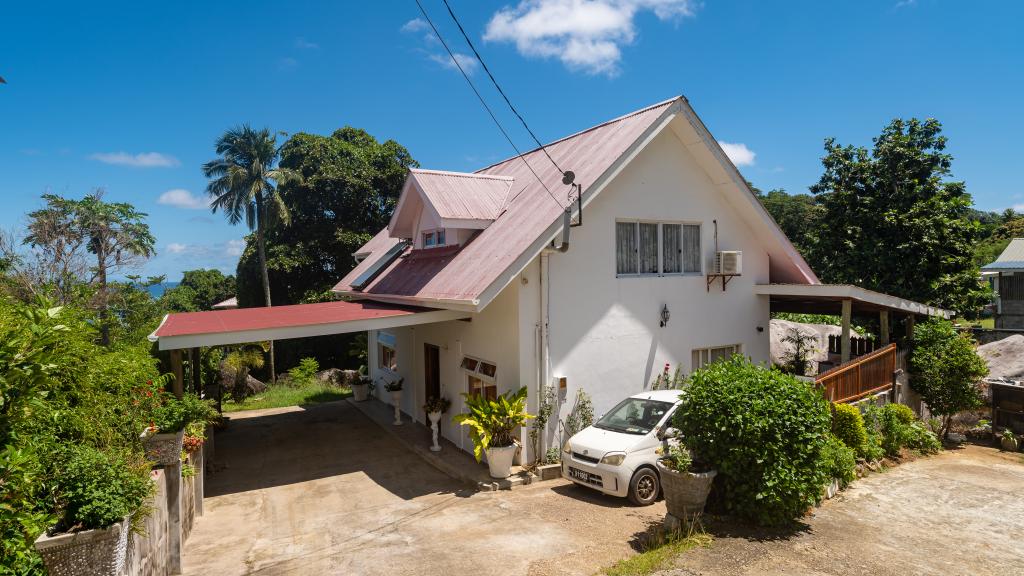 Photo 2: Touchdown Villa - Mahé (Seychelles)