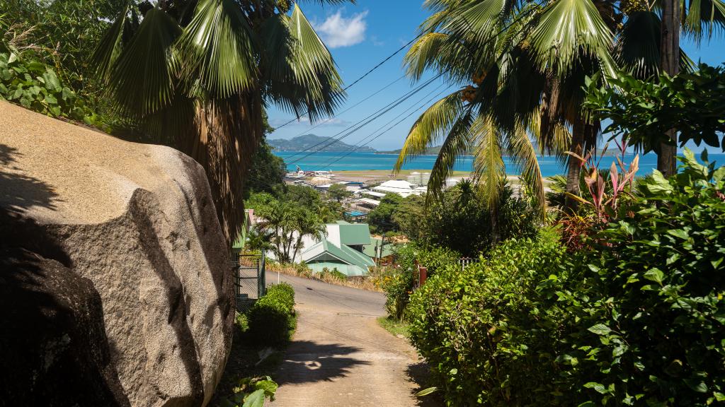 Photo 12: Touchdown Villa - Mahé (Seychelles)