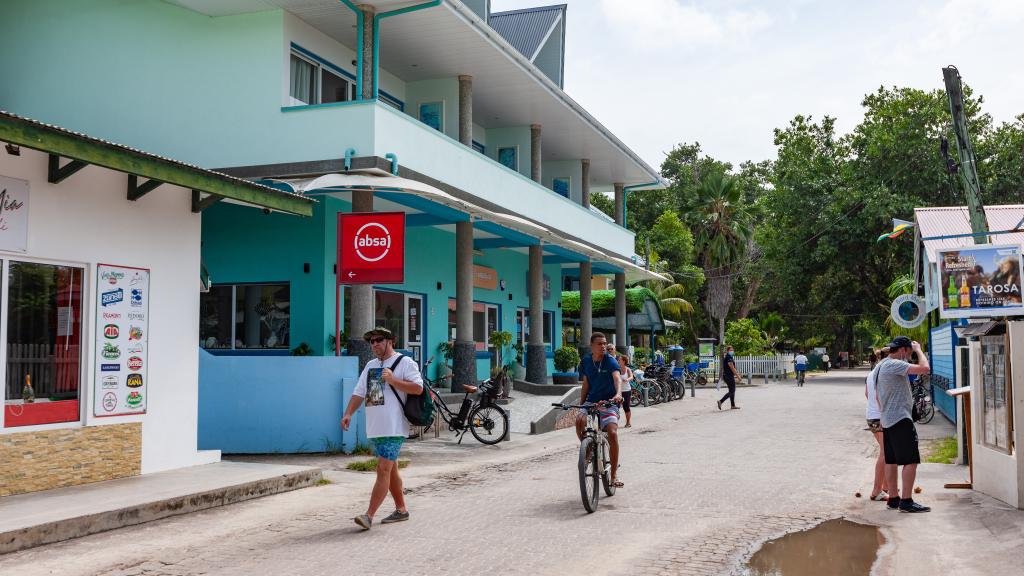 Foto 16: MT Seaside Apartments - La Digue (Seychelles)