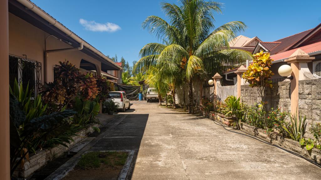 Photo 6: Effie's Mountain View Villas - Mahé (Seychelles)