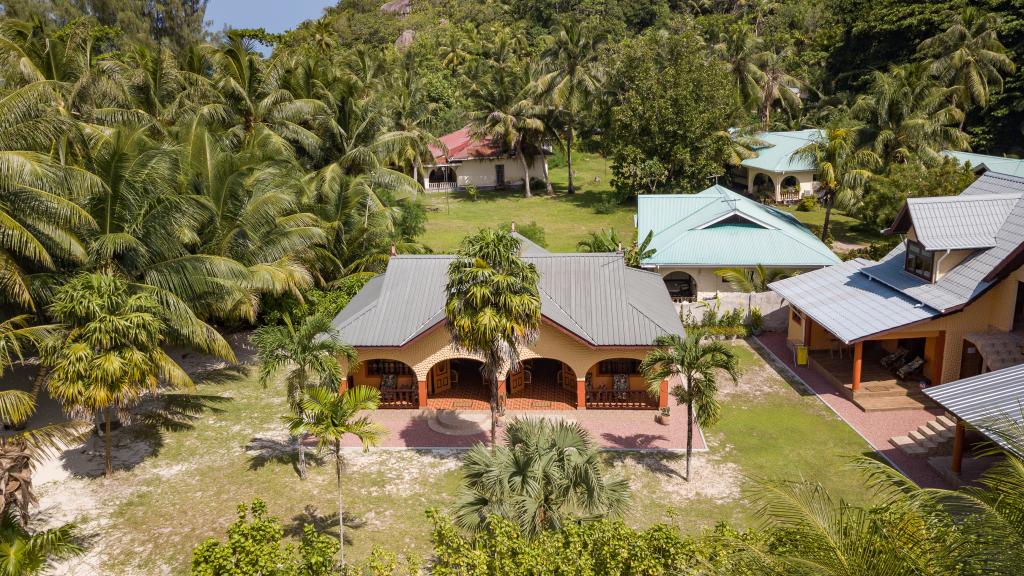 Photo 5: Anse Kerlan Beach Chalets - Praslin (Seychelles)