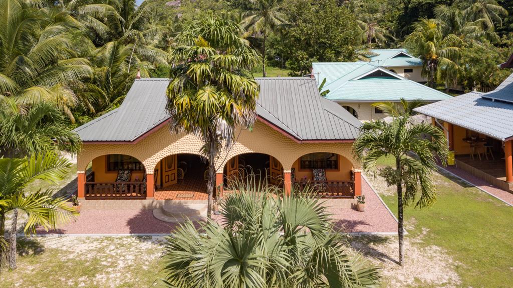 Photo 4: Anse Kerlan Beach Chalets - Praslin (Seychelles)