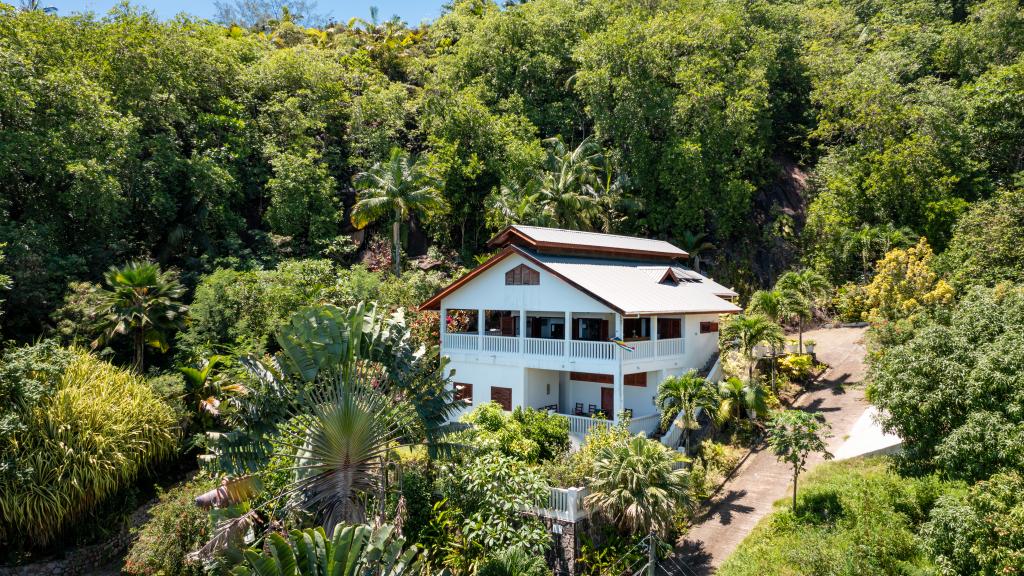 Photo 12: Hilltop Villa Bougainville - Mahé (Seychelles)