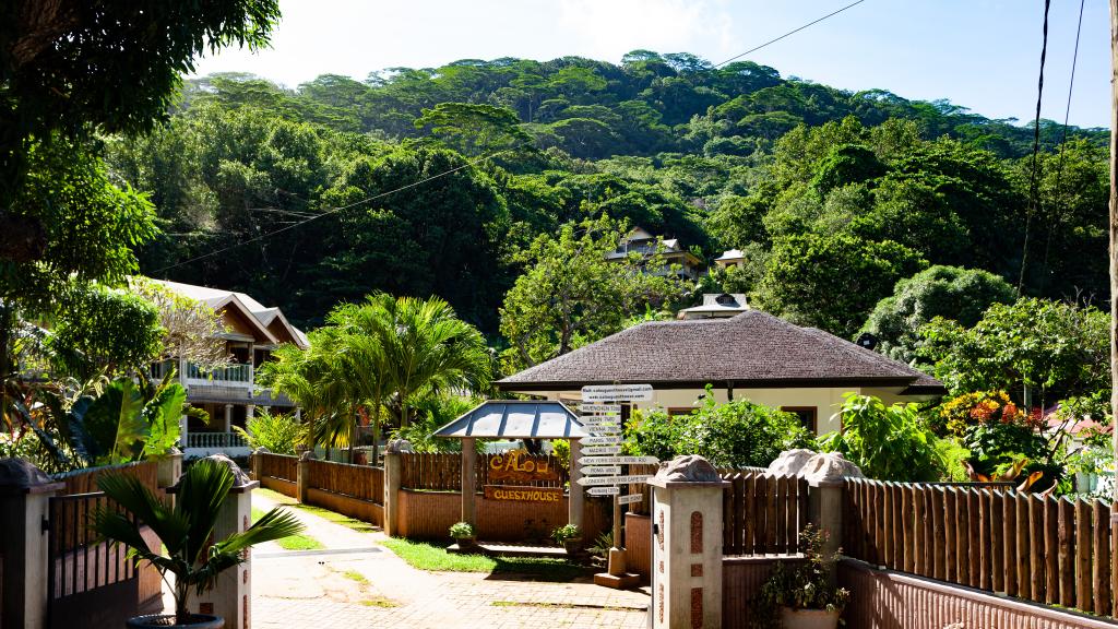 Photo 12: Calou Guesthouse - La Digue (Seychelles)