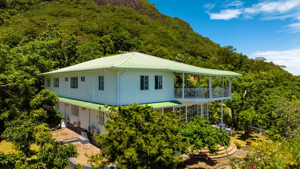 Foto 9: Beau Sejour Hotel - Mahé (Seychellen)