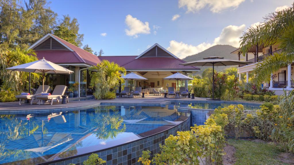 Photo 3: La Cigale Estate - Praslin (Seychelles)