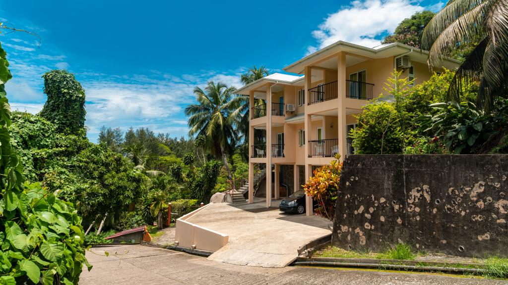 Photo 4: JAIDSS Holiday Apartments - Mahé (Seychelles)