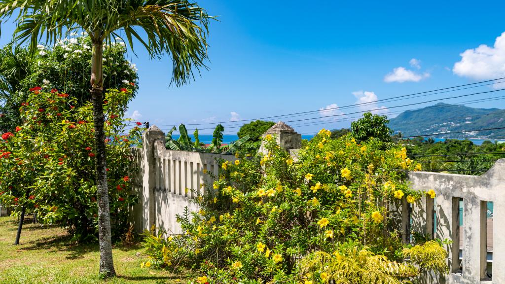 Foto 3: Lazy Hill Bungalows - Mahé (Seychellen)