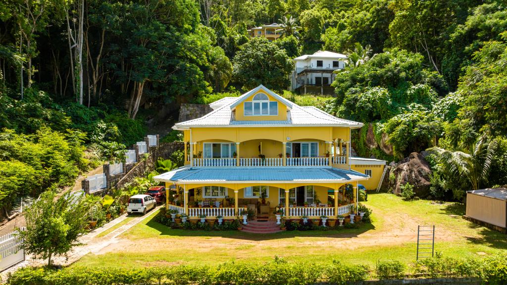 Photo 2: SeyBreeze Villa Guest House - Mahé (Seychelles)