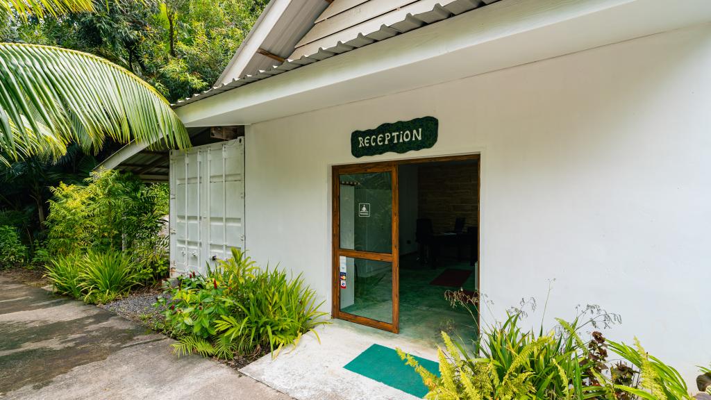 Photo 19: Cashew Nut Grove Chalets - Mahé (Seychelles)