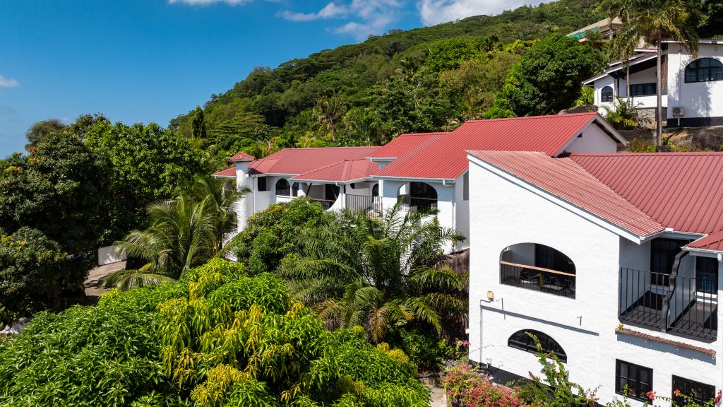 Photo 8: The Salty Palms - Mahé (Seychelles)