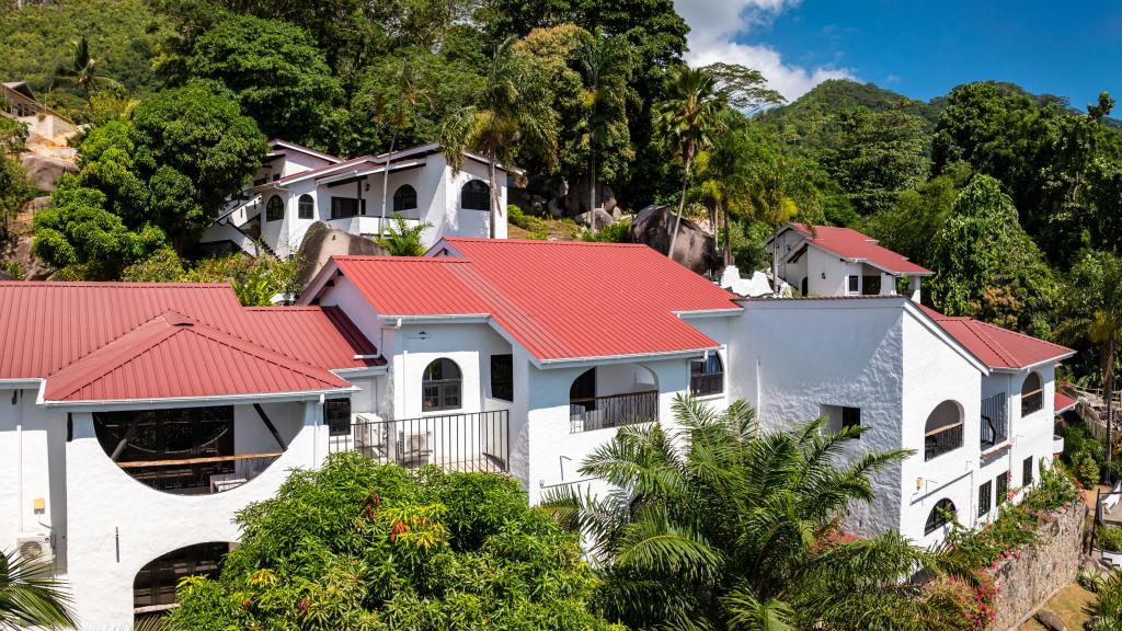 Photo 10: The Salty Palms - Mahé (Seychelles)