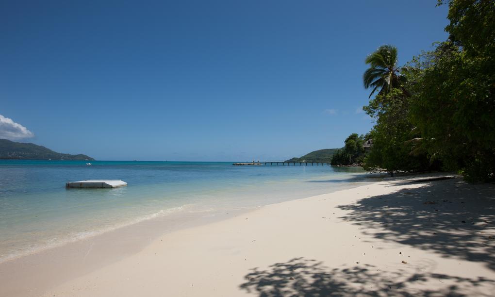 Surf Tropical Villa (Takamaka Beach Villas)