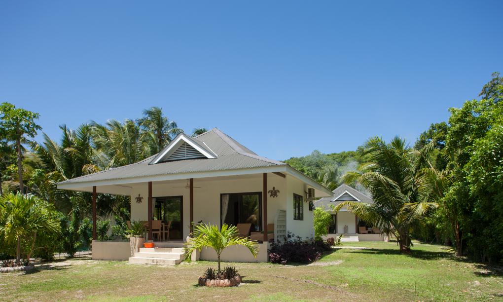 Surf Tropical Villa (Takamaka Beach Villas)