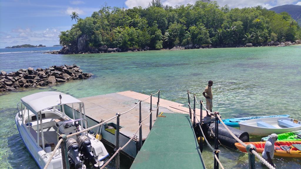 Photo 2: South Point Villas - Cerf Island (Seychelles)