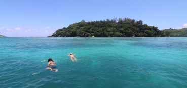 Tropical Paradise Boat Charter - Tropical Experience