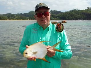 fishing-tour-gt-dream-fly-fishing-guide-on-mahe-full-day-img-1403