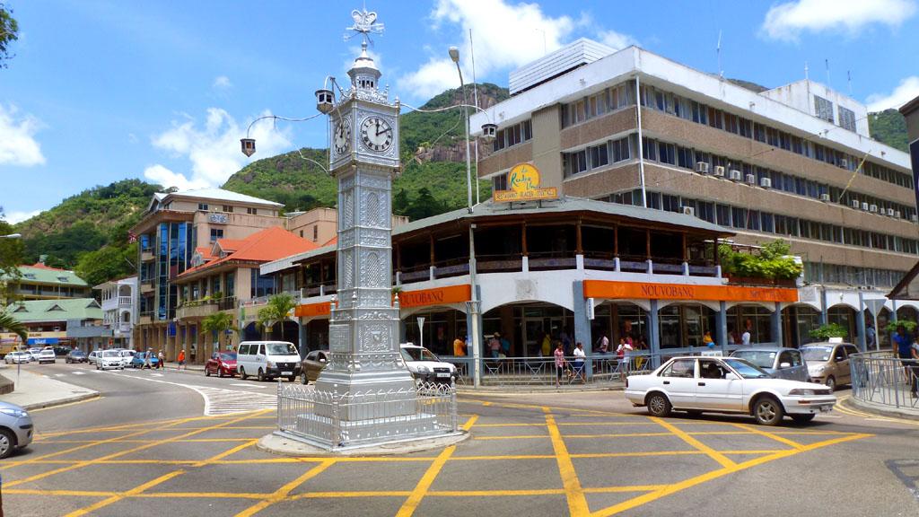 La Torre dell'Orologio a Victoria è uno dei simboli delle Seychelles