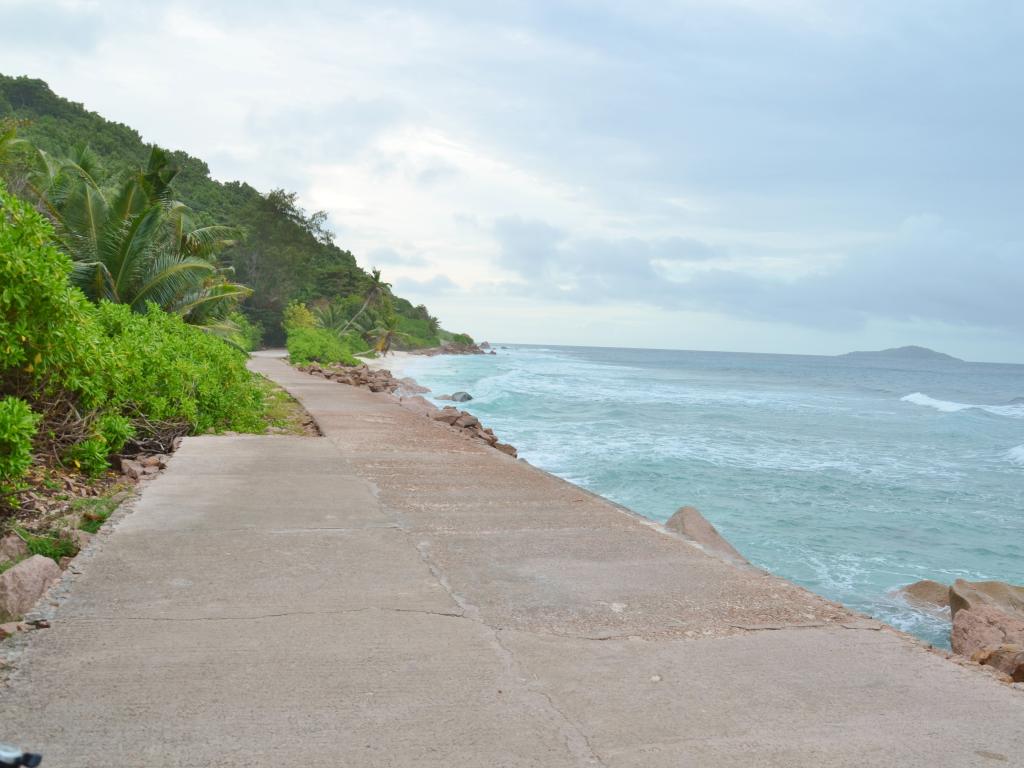 Radweg um die Insel La Digue