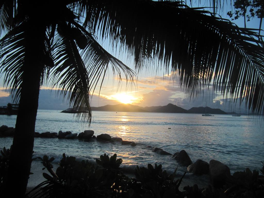 La Digue, Sonnenuntergang La Passe