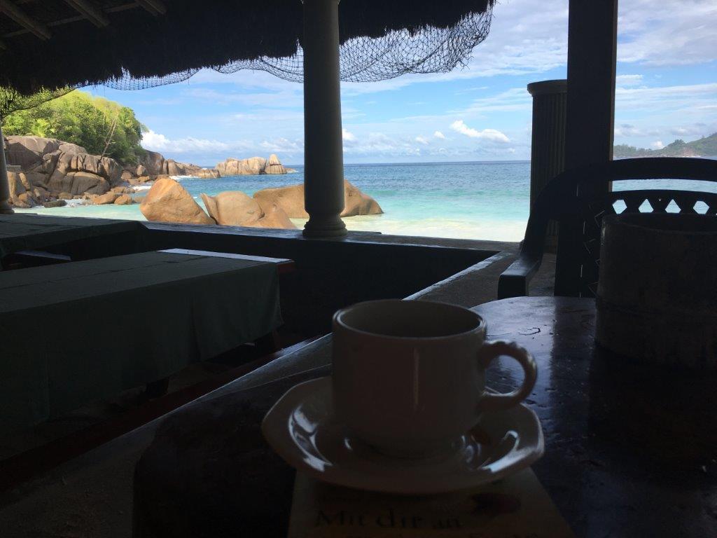 Anse Takamaka/ Kaffee am Morgen