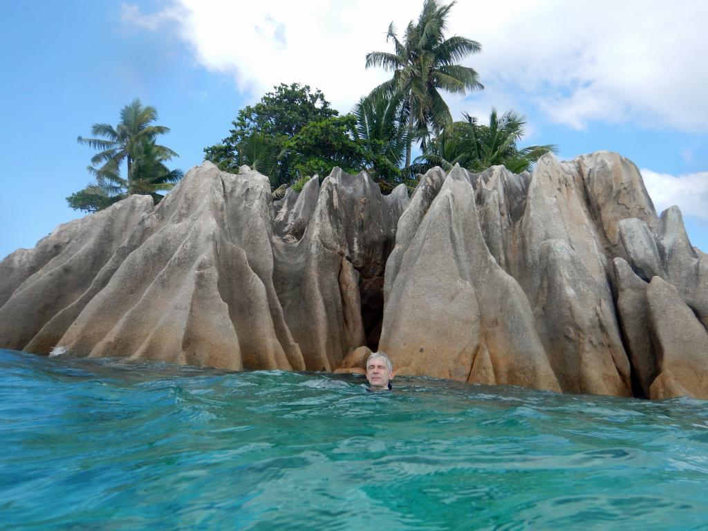 St. Pierre-Klippe aus dem Wasser