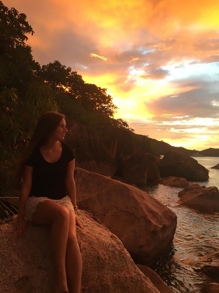 Sonnenuntergang im Hotel Le Domain de la Reserve, Praslin