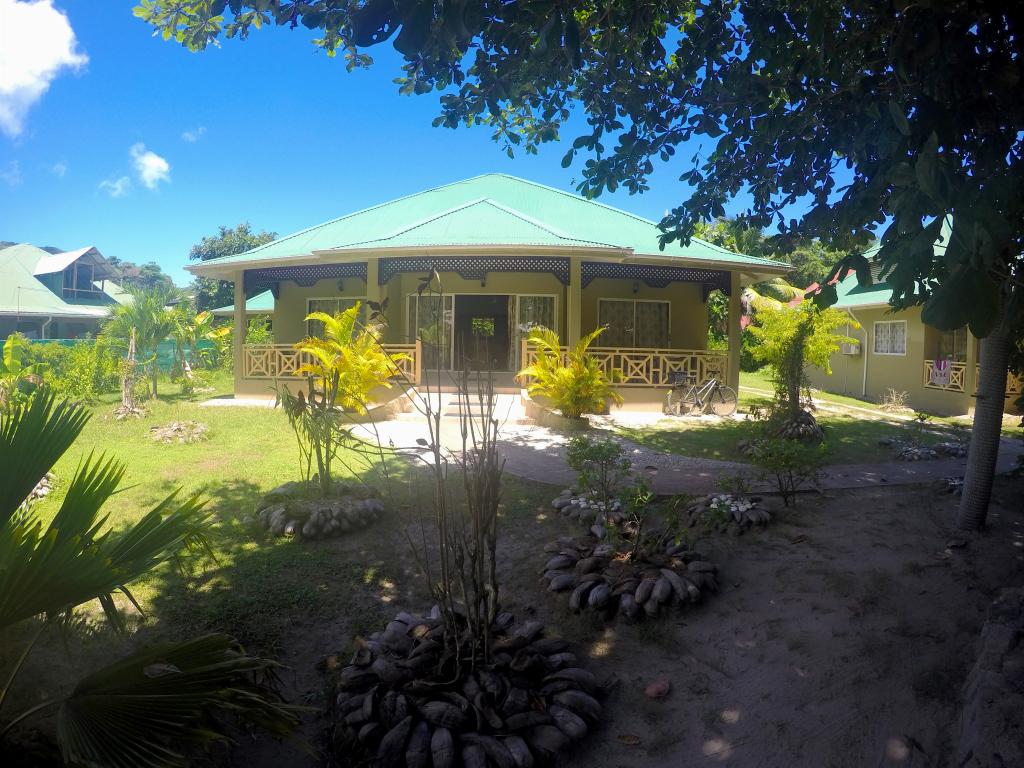 Guesthouse "Hostellerie La Digue"