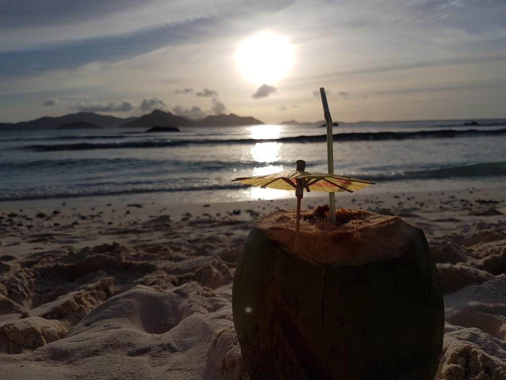 La Digue, Sonnenuntergang Anse Severe