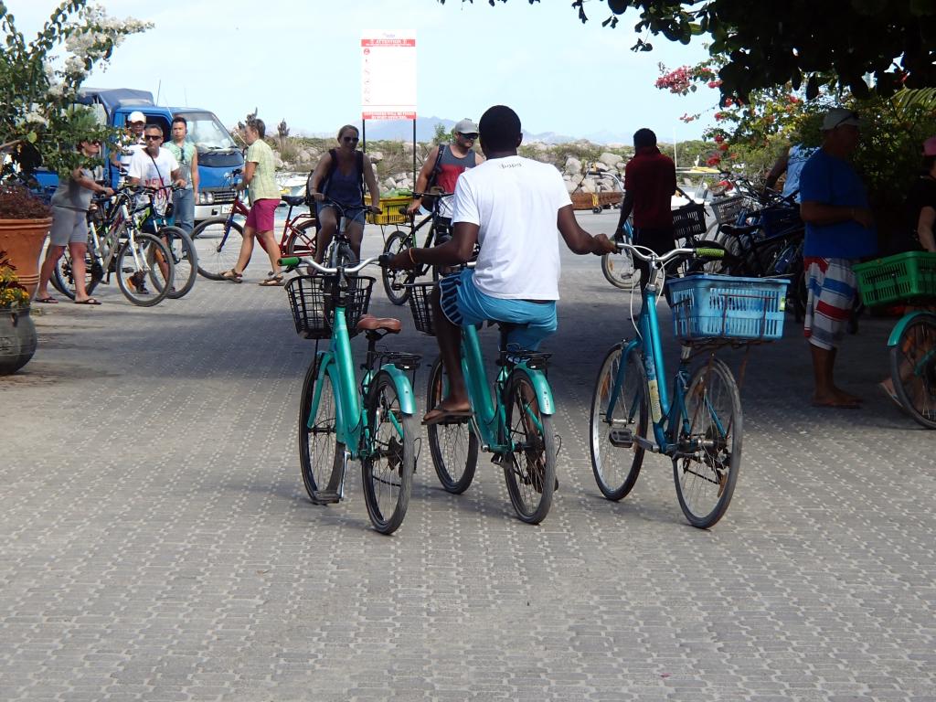 Trasferimento di biciclette a La Digue