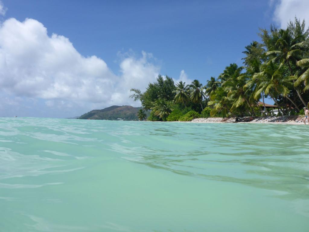 <beach>83|Anse Volbert (Cote d'Or)</beach>