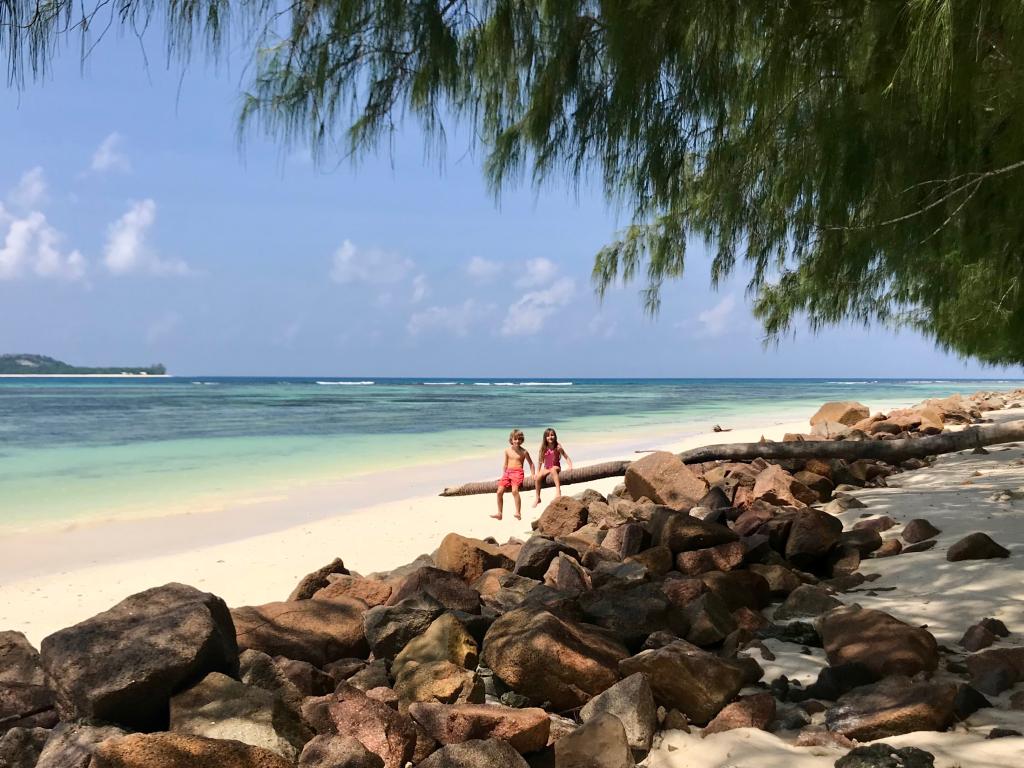 La prima spiaggia: Praslin, Grande Anse