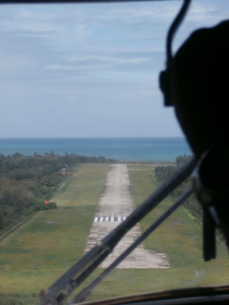 Landeanflug auf Praslin