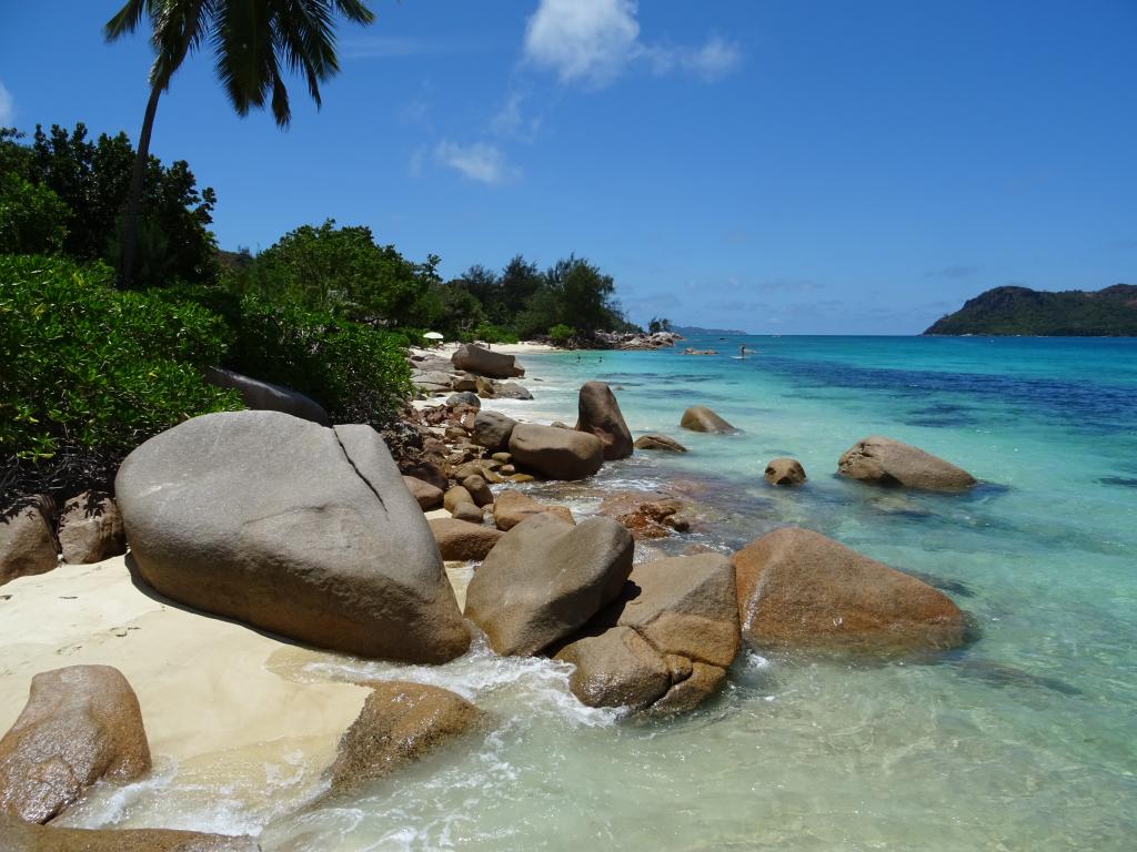 <beach>45|Anse Takamaka</beach>