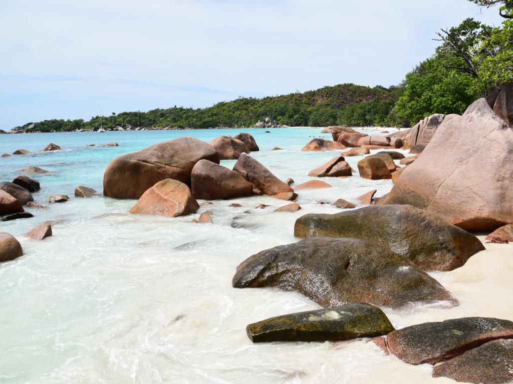 <beach>75|Anse Lazio</beach>, Praslin