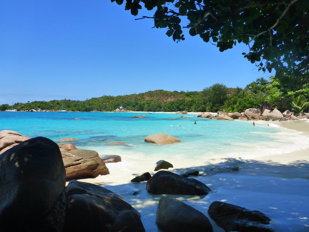 <beach>75|Anse Lazio</beach>, Praslin